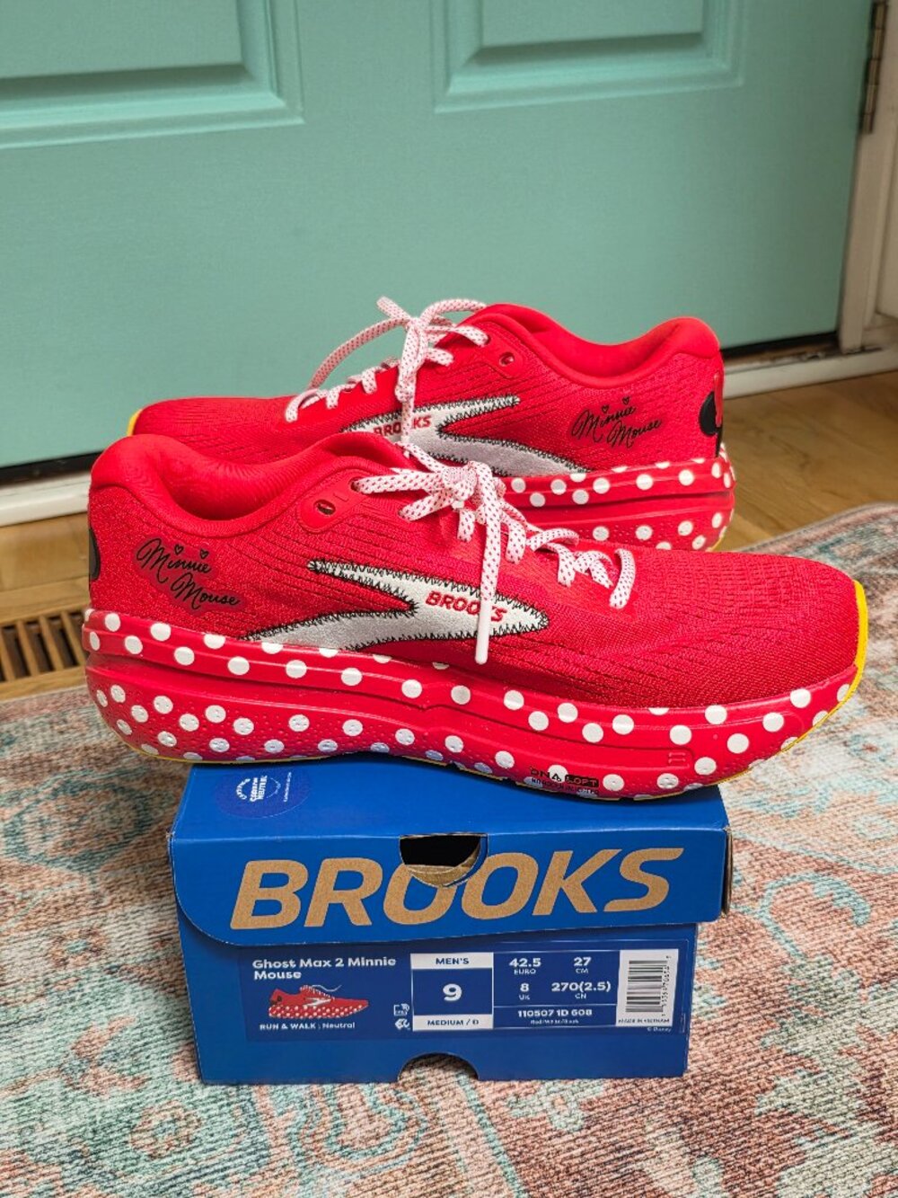 Brooks Minnie Mouse RunDisney running sneakers